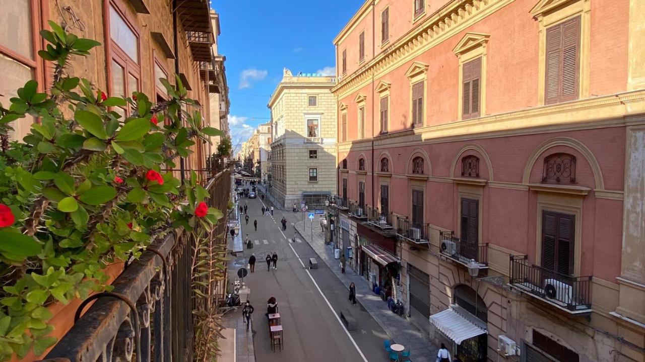 Casa Zagato Le Fuoriserie Palermo Exterior foto